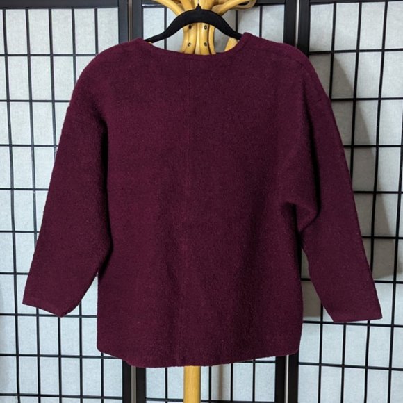 RR Russ Signature burgundy 100% wool burgundy cardigan with wood toggles - Picture 5 of 6